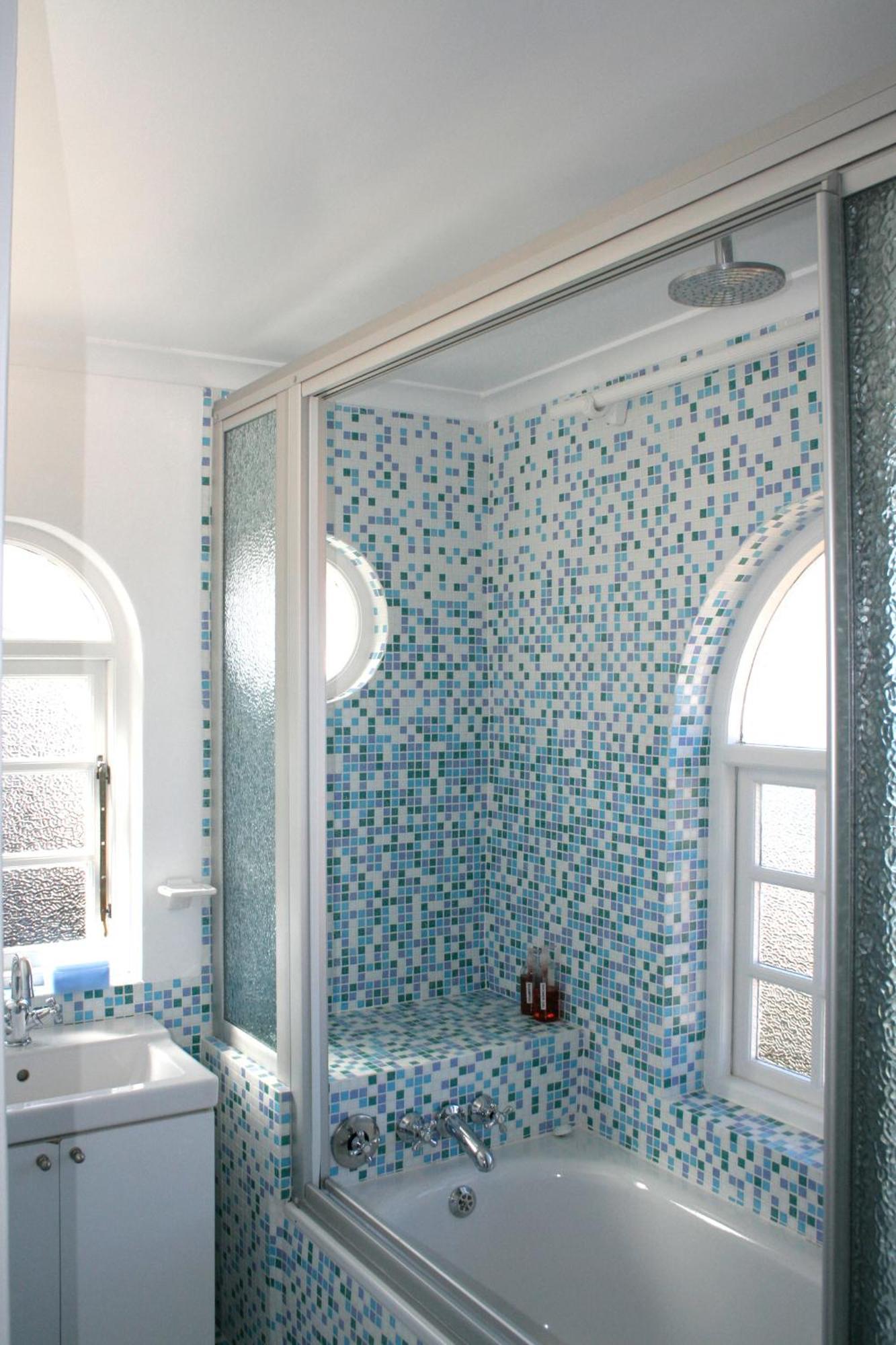 Blue On Blue Bed And Breakfast St James Екстериор снимка